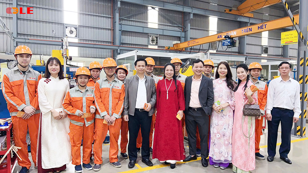 Khai xuân tại nhà máy Máy Biến Áp LE
